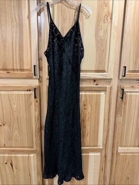 Warner's Marilyn Monroe Sz L Black Velvet Burnout Sheer Dress Intimate Sleepwear